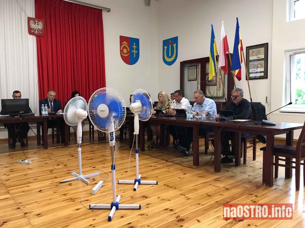 Sesja absolutoryjna w gminie Kunów. 27 czerwca 2024 rok. 
fot. Marzena Gołębiowska/naOSTRO.info