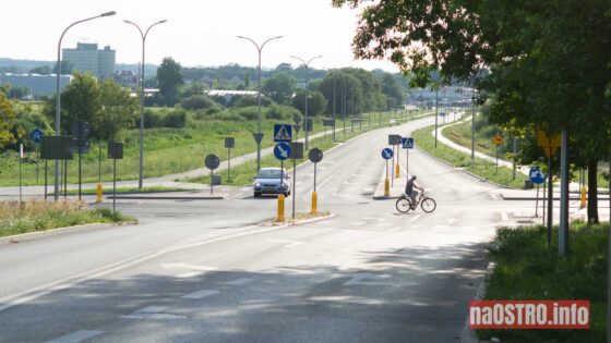 Skrzyżowanie ulic Chrzanowskiego i Ostrowieckiej