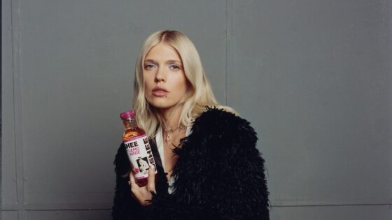 Muzyka, smak i design - OSHEE prezentuje relaunch kategorii lemoniad i Live sesję „TOM YUM” w wyjątkowej współpracy Darii Zawiałow z Braćmi Kacperczyk