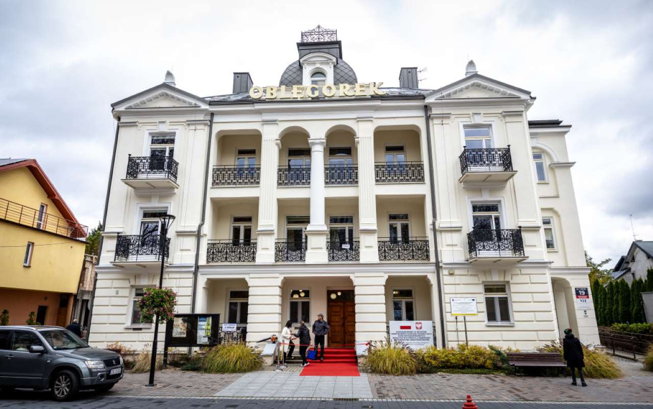 Uroczyste otwarcie zmodernizowanego Sanatorium „Oblęgorek” w Busku-Zdroju!