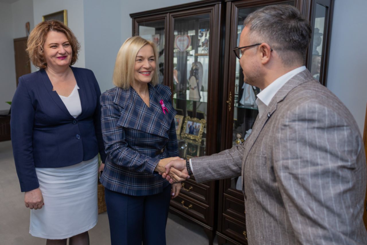 Spotkanie z ostrowieckim producentem komponentów dla przemysłu obronnego